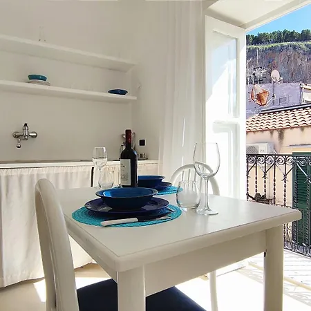 Appartement Tra I Tetti Del Borgo Cefalù