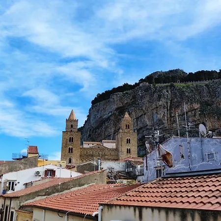 Tra I Tetti Del Borgo * Cefalù