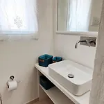 Апартаменты Tra I Tetti Del Borgo Чефалу