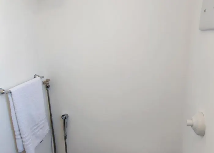 Апартаменты Tra I Tetti Del Borgo Чефалу