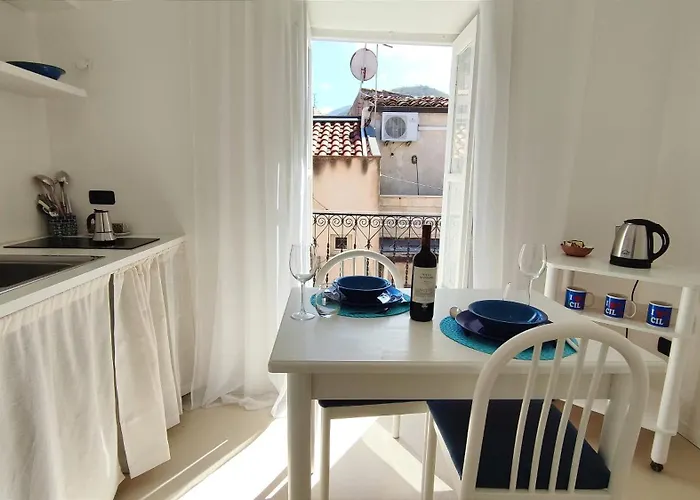 Апартаменты Tra I Tetti Del Borgo